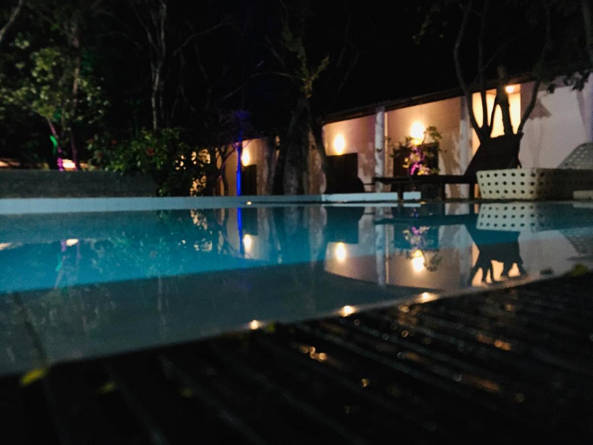 Alikele Hotel & Resort Sigiriya Buitenkant foto