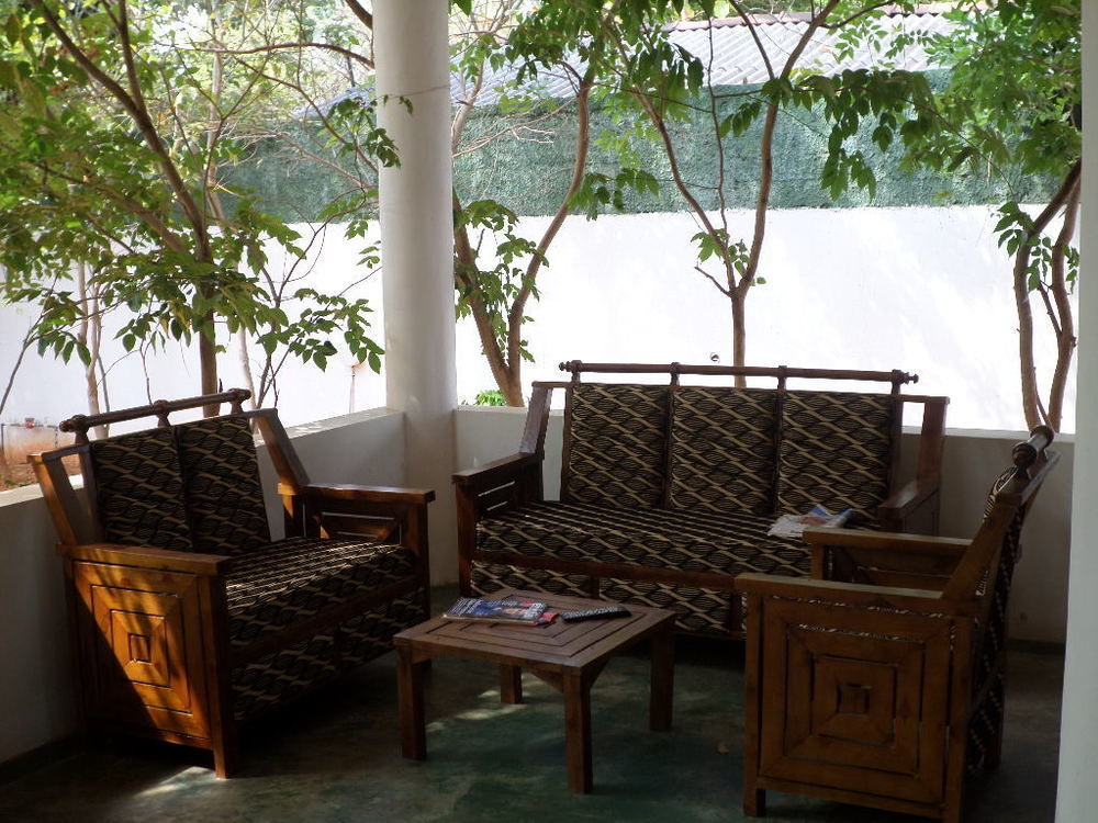 Alikele Hotel & Resort Sigiriya Buitenkant foto