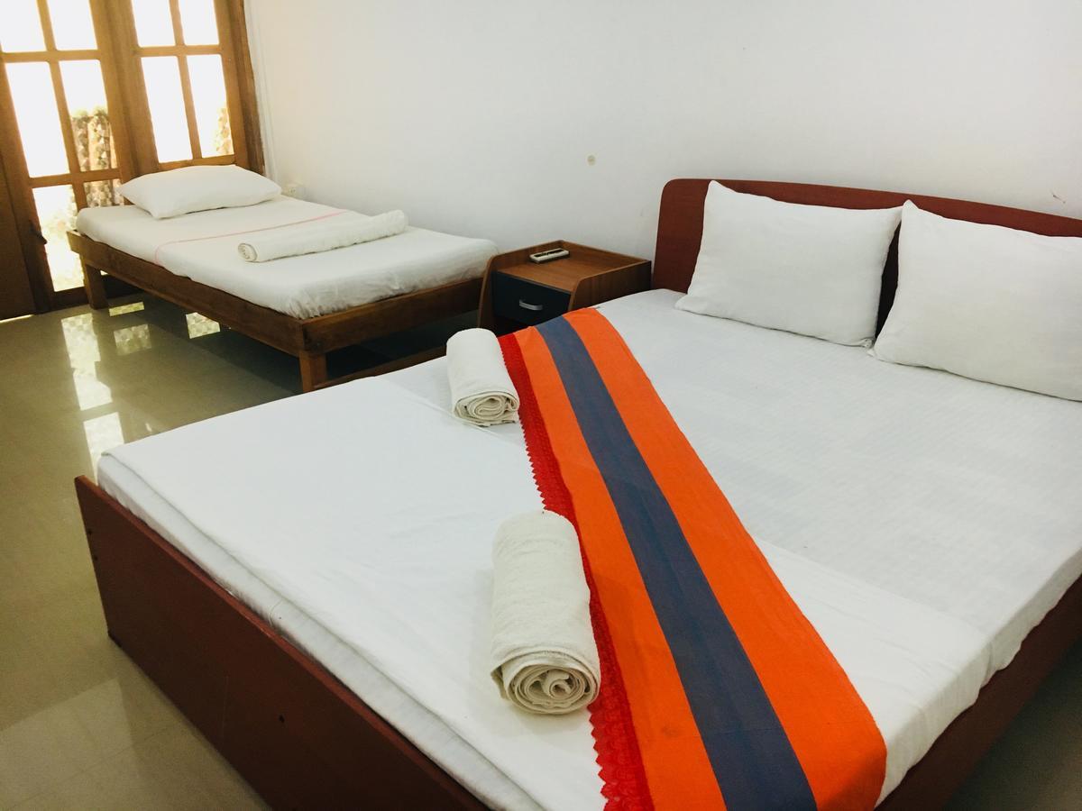 Alikele Hotel & Resort Sigiriya Buitenkant foto